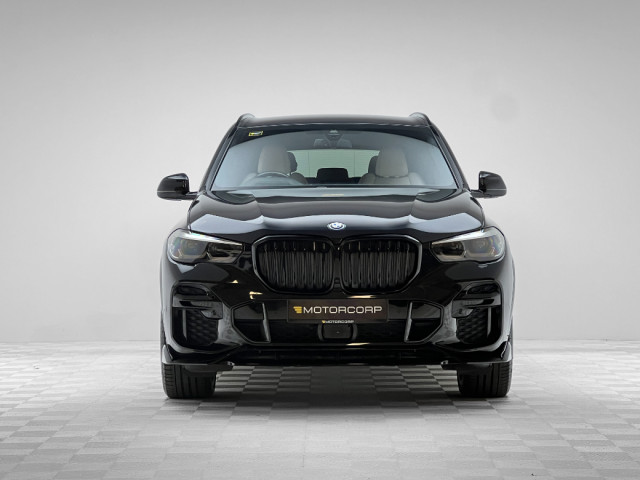 Image for 2022 BMW X5 45E M SPORT XDRIVE *N1 CREWCAB*