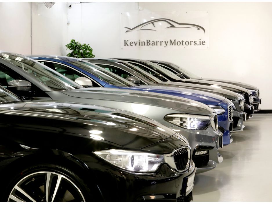 Image for 2024 Mercedes-Benz EQB 250+ AMG LINE EXECUTIVE (7 SEATER / 70.5KWH BATTERY) AUTOMATIC **ONE OWNER / 19" ALLOYS / APPLE CARPLAY / BLIND SPOT ASSIST / ELECTRIC BOOTLID / HEATED FRONT SEATS / SAT NAV / REVERSE CAMERA**