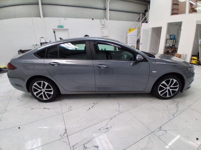 Image for 2018 Vauxhall Insignia 