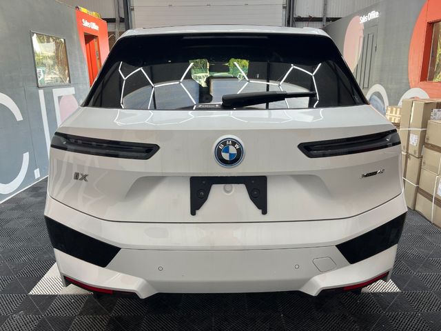 Image for 2022 BMW iX 2022 BMW IX XDRIVE40 LAUNCH EDITION AUTOMATIC / CRUISE CONTROL / 360 CAMERA / ELECTRIC MEMORY & HEATED SEATS / AMBIENT LIGHTS / PANORAMIC SUNROOF / APPLE CARPLAY AND MORE