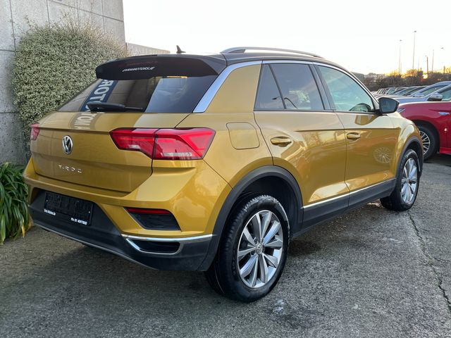 Image for 2020 Volkswagen T-Roc STYLE DESIGN AUTOMATIC 2.0 DIESEL //LOW MILES//REVERSE CAMERA//KEYLESS ENTRY//ADAPTIVE CRUISE CONTROL//BLIND SPOT WARNING//