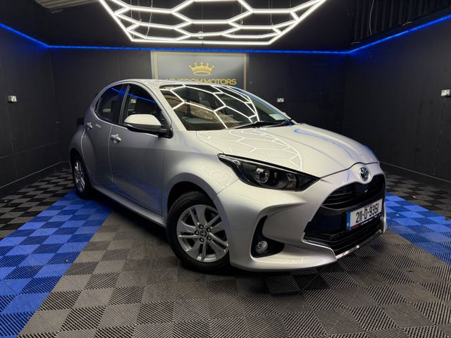 Image for 2021 Toyota Yaris 1.5 Hybrid 5Dr Luna