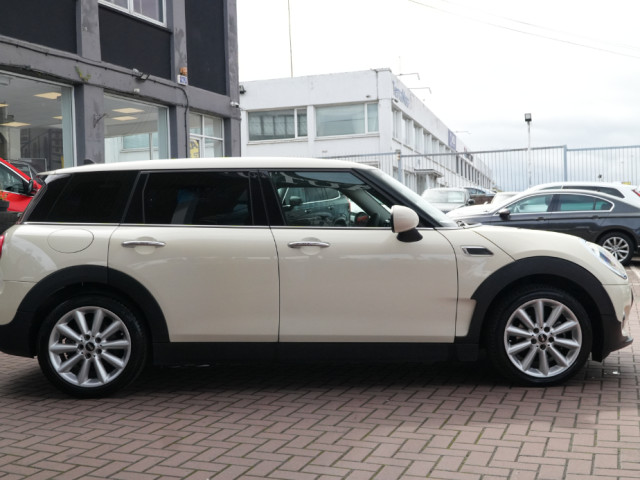 Image for 2017 Mini Clubman 1.5 CLUBMAN COOPER 6DR ESTATE AUTOMATIC // STUNNING LOOKING CAR // BUY WITH CONFIDENCE AA AND SIMI APPROVED DEALER 2026 // FINANCE ARRANGED // ALL TRADE INS WELCOME //