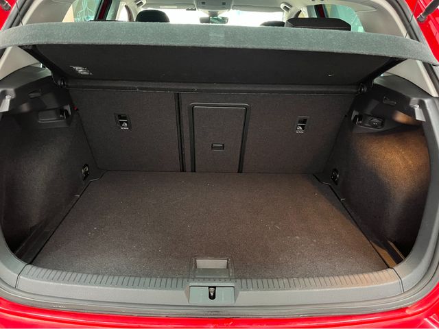 Image for 2017 Volkswagen Golf €16950! 2017 VOLKSWAGEN GOLF HL 1.4 AUTOMATIC / CRUISE CONTROL / PADDLE SHIFTERS / REVERSE CAMERA AND MORE