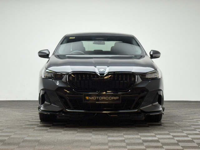 Image for 2026 BMW 5 Series 530E M SPORT