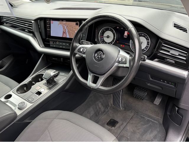 Image for 2019 Volkswagen Touareg 3.0TDI 4MOTION 231HP 5DR AUTO