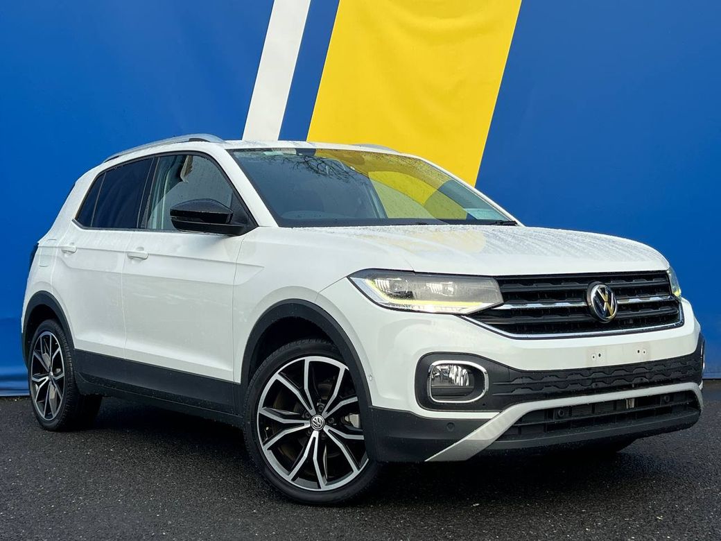 Image for 2020 Volkswagen T-Cross 1ST EDITION 1.0 TSI // 18" R-LINE DIAMOND CUT ALLOYS // APPLE CARPLAY/ANDROID AUTO // DUAL ZONE CLIMATE CONTROL