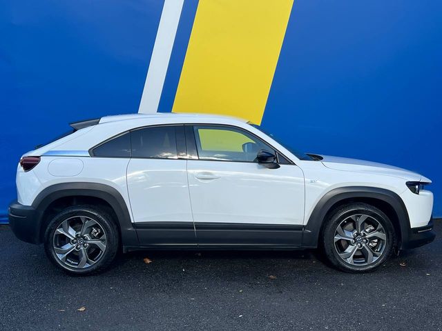 Image for 2023 Mazda MX-30 EXCLUSIVE LINE E-SKYACTIV 35.5KWH // HEADS-UP DISPLAY // VERY LOW MILEAGE // BLUETOOTH MUSIC