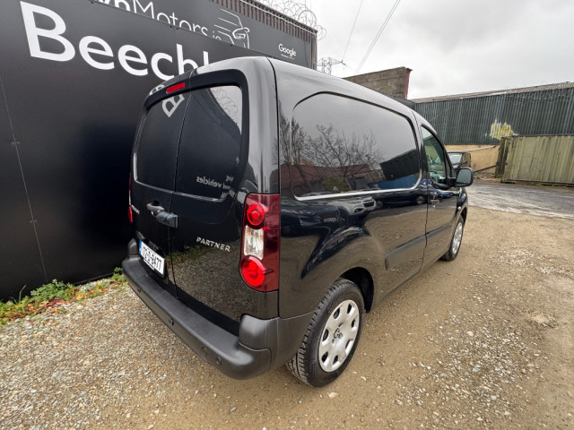 Image for 2017 Peugeot Partner 1.6 HDI PROFESSIONAL 3 SEATER // 10/26 CVRT // GREAT CONDITION // ONLY 2 OWNERS // CRUISE, AIR CON AND BLUETOOTH // 