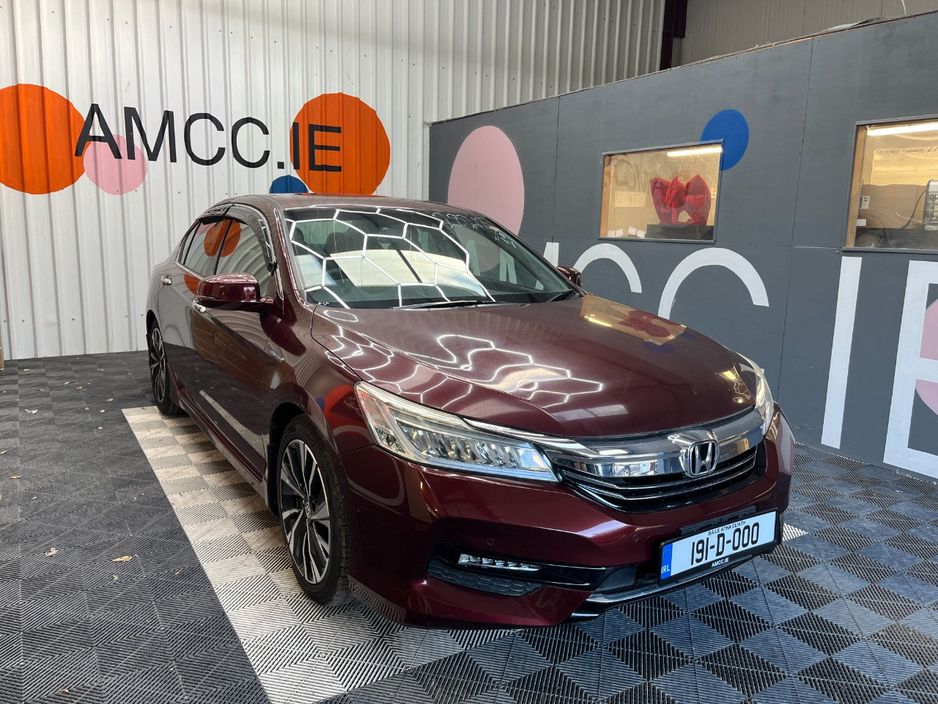 Image for 2019 Honda Accord 2019 HONDA ACCORD HYBRID EX 2.0 AUTOMATIC / CRUISE CONTROL / PARKING CAMERA / ELECTRIC MEMORY & HEATED SEATS / PADDLE SHIFTERS AND MORE