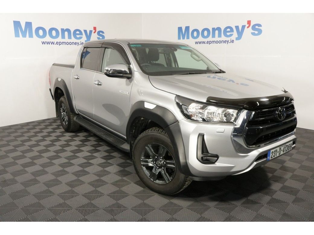 Image for 2023 Toyota Hilux SR5 CREW CAB 4WD 2.8L DIESEL SUV-- €57072 INCL VAT