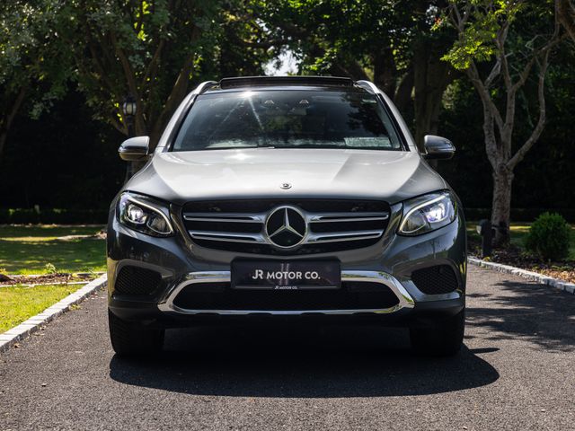 Image for 2018 Mercedes-Benz GLC Class 220D 4matic **Premium Pack & Sunroof**