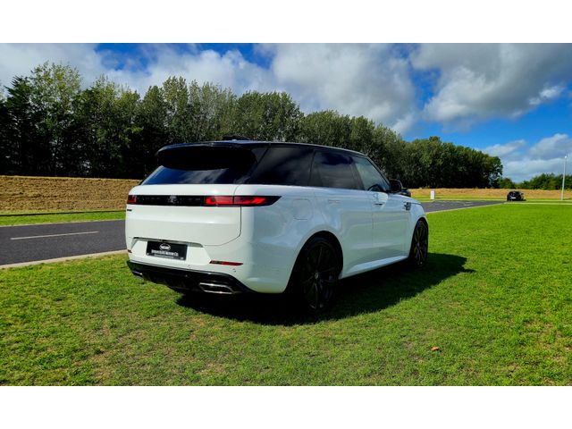 Image for 2024 Land Rover Range Rover Sport DYNAMIC SE