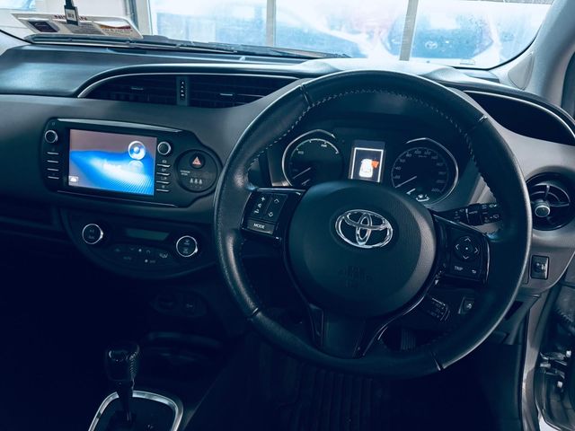 Image for 2019 Toyota Yaris HY Hybrid 5DR Luna 4DR Auto