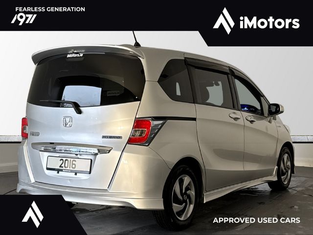 Image for 2016 Honda Freed 7 seater hybrid AUTOMATIC