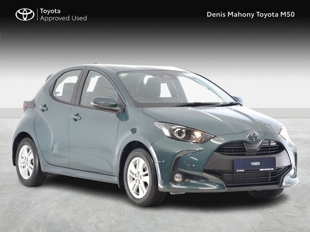 Image for 2026 Toyota Yaris Hybrid Luna