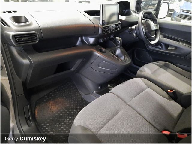 Image for 2021 Peugeot Partner 3 Seat Professional BlueHDi 100