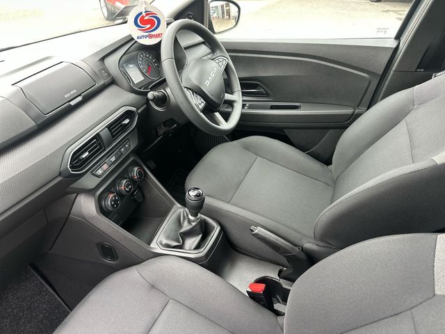 Image for 2025 Dacia Sandero ESSENTIAL TCe 90HP GSR2