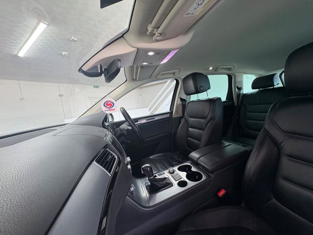 Image for 2018 Volkswagen Touareg 