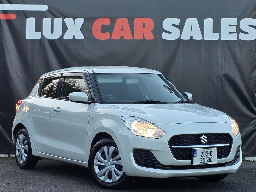 Image for 2023 Suzuki Swift 1.2 AUTOMATIC // VERY LOW MILEAGE // REVERSE CAMERA