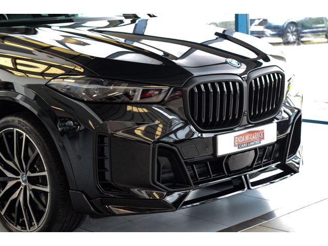 Image for 2025 BMW X5 50E M SPORT PRO SUNROOF X DRIVE