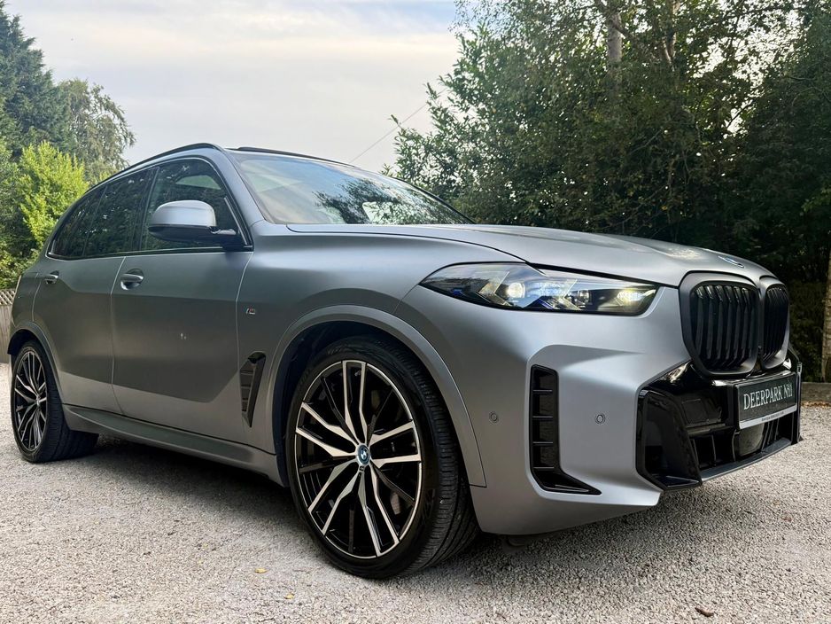 Image for 2025 BMW X5 50E M SPORT *Frozen Grey*