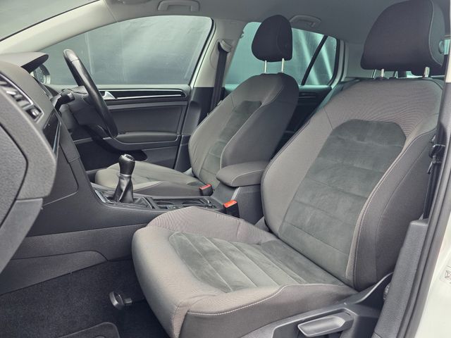 Image for 2018 Volkswagen Golf 1.0 TSI HIGHLINE WITH R-LINE EXTERIOR PACK