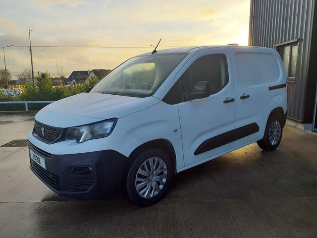 Image for 2022 Peugeot Partner BLUEHDI PROFESSIONAL PREMIUM L1