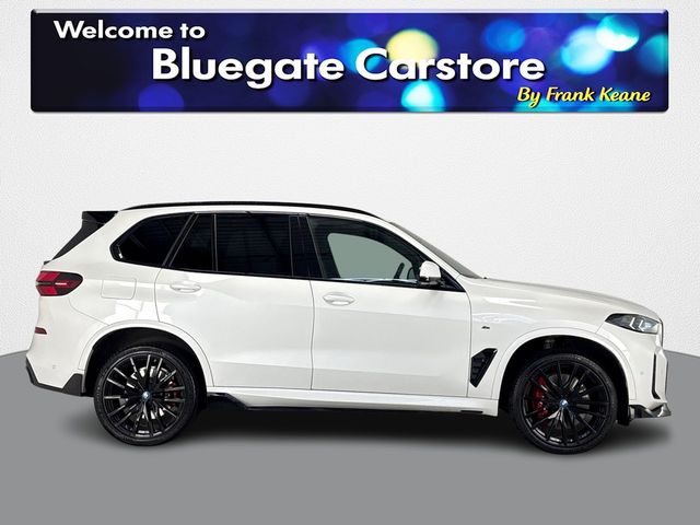 Image for 2023 BMW X5 M SPORT 50E 483BHP LCI**PANORAMIC SUNROOF**M PERFORMANCE BODYKIT**22"UPGRADED ALLOYS**M SPORT BREAK CALLIPERS**ELECTRIC TOWBAR**SMART TAILGATE**FRONT HEATED SEATS**GLOSS BLACK KIDNEY GRILLE**