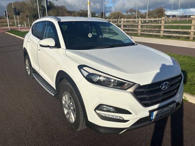 Image for 2016 Hyundai Tucson Executive Plus 1.7D Side Steps, Bluetooth, Multi-Function Steering Wheel, Rear Parking Sensors, Six speed transmission, Touch Screen Infotainment System