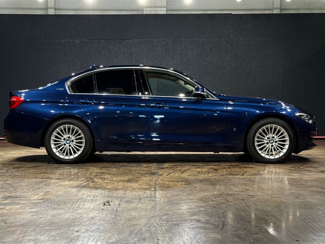 Image for 2018 BMW 3 Series 2.0 330e - AUTOMATIC - CREAM LEATHER INTERIOR - CRUISE CONTROL - REVERSE CAMERA - LUXURY WOODEN TRIM