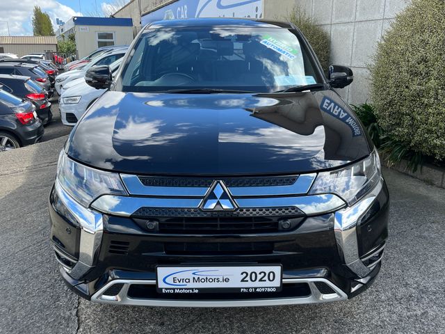 Image for 2020 Mitsubishi Outlander G PLUS PACKAGE AUTOMATIC 2.4 PETROL PLUG IN HYBRID //LOW MILES//HIGH SPEC//FULL LEATHER ELECTRIC HEATED SEATS//HEATED STEERING WHEEL//REVERSE CAMERA//ADAPTIVE CRUISE CONTROL//KEYLESS ENTRY// 