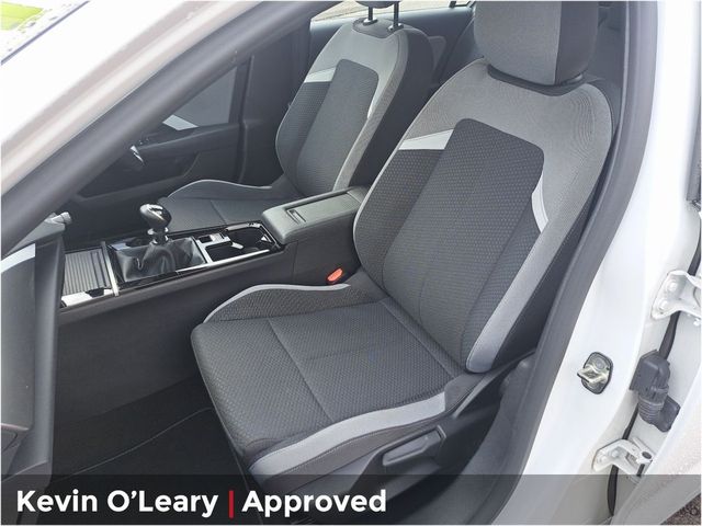Image for 2023 Opel Astra 1.2T SC