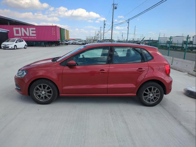 Image for 2016 Volkswagen Polo TSI ComfortLine