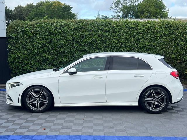 Image for 2020 Mercedes-Benz A Class A200d AMG-LINE PREMIUM PLUS AUTO // FULL SERVICE HISTORY // VIRTUAL COCKPIT // WIRELESS CHARGING BAY