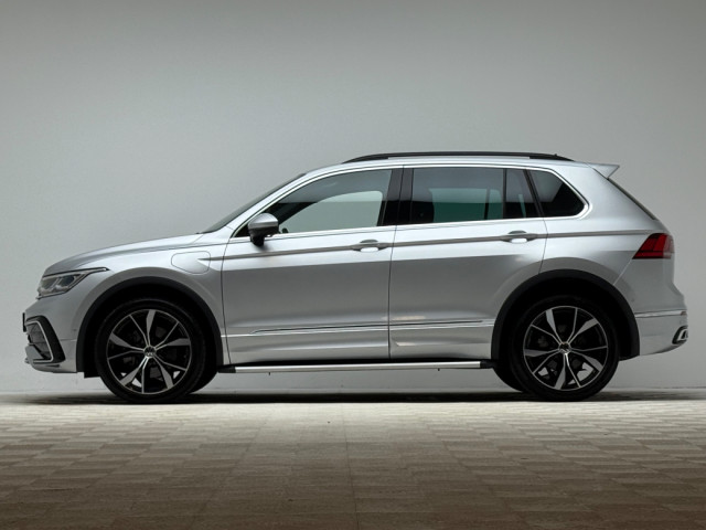 Image for 2023 Volkswagen Tiguan R-LINE 1.4 TSI PHEV DSG