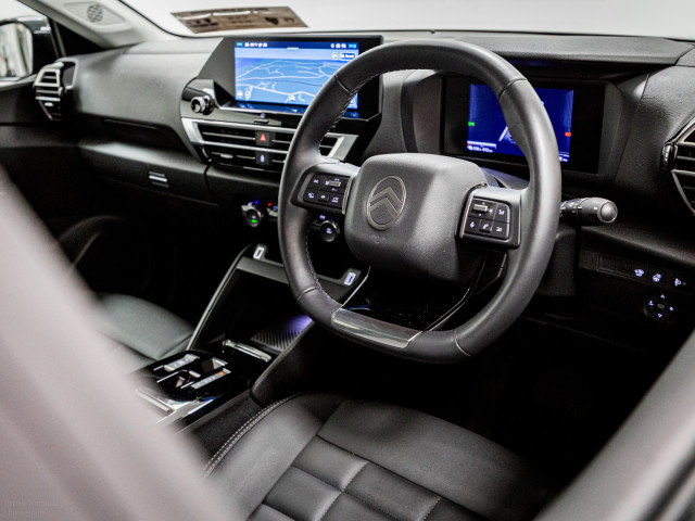 Image for 2025 Citroen C4 ë-MAX 54kWh 155HP