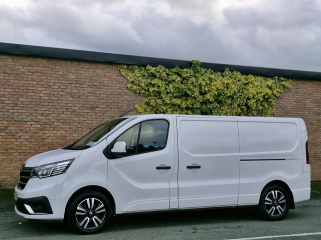 Image for 2023 Renault Trafic 150BHP SPORT PRICE INCLUDES VAT