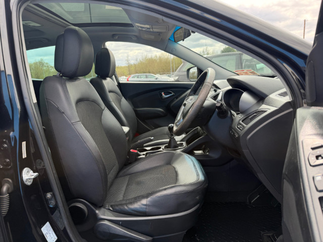 Image for 2012 Hyundai ix35 1.7 Crdi Premium 2WD * REVERSING CAMERA / HEATED SEATS * 