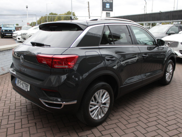 Image for 2018 Volkswagen T-Roc DESIGN 1.0 TSI M6F 115HP 5DR SUV // WITH 123, 000 KM'S // BUY WITH CONFIDENCE AA AND SIMI APPROVED DEALER 2026 // FINANCE ARRANGED // ALL TRADE INS WELCOME //