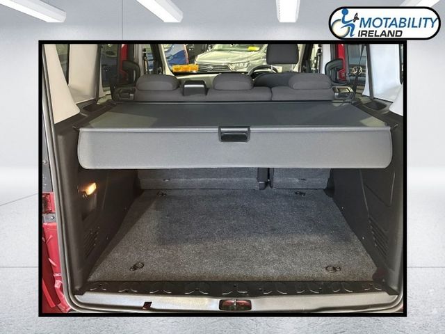 Image for 2014 Fiat Doblo Upfront Passenger Wheelchair Accessible