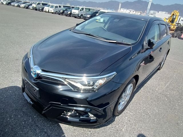 Image for 2017 Toyota Auris Hybrid 