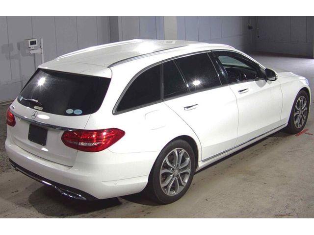 Image for 2015 Mercedes-Benz C Class 2.0 Petrol Auto 