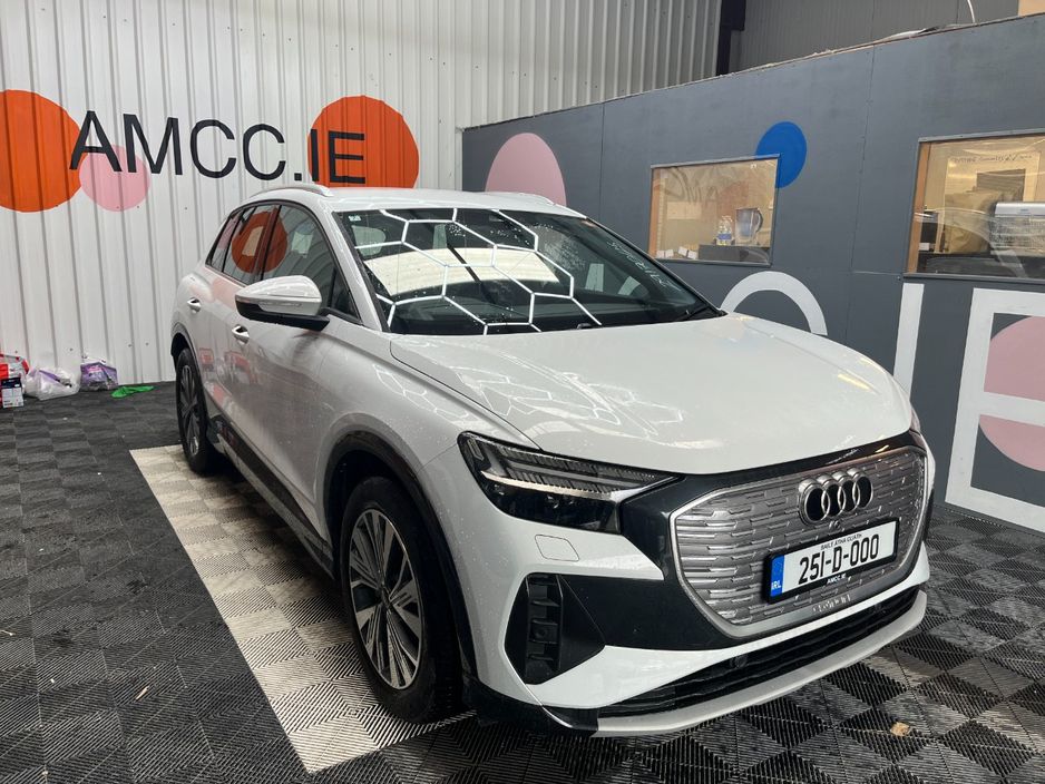 Image for 2025 Audi Q4 e-tron 2025 AUDI Q4 E-TRON 45 ADVANCED AUTOMATIC / CRUISE CONTROL / 360 CAMERA / ELECTRIC MEMORY & HEATED SEATS / PADDLE SHIFTERS / AMBIENT LIGHTS / APPLE CARPLAY AND MORE
