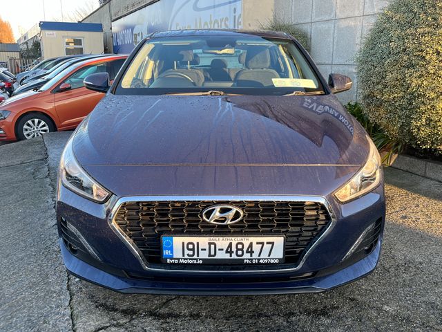 Image for 2019 Hyundai i30 SE NAV T-GDI 1.0 PETROL //SAT NAV//REVERSE CAMERA//WIRELESS PHONE CHARGER//CARPLAY//
