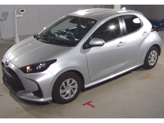 Image for 2022 Toyota Yaris Hybrid 