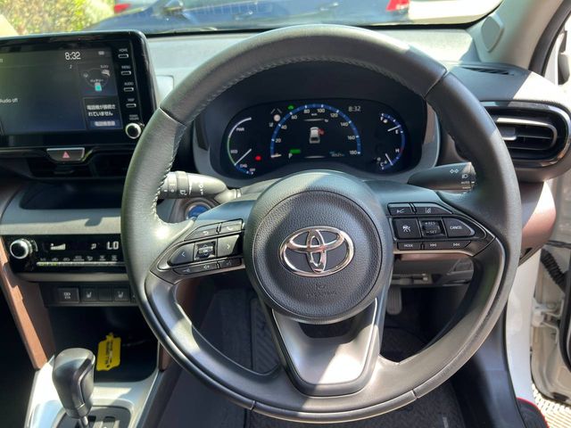 Image for 2021 Toyota Yaris Cross Z-PACKAGE 1.5 HYBRID AUTO ** HUGE SPEC ** // SERVICE HISTORY // DIAMOND CUT ALLOYS // REVERSE CAMERA