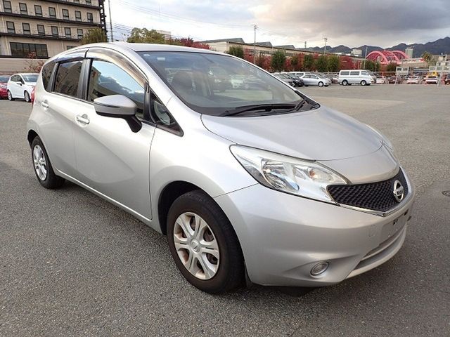 Image for 2015 Nissan Note 1.2 X PETROL CVT AUTOMATIC // BRILLIANT SILVER METALLIC // LANE ASSIST // PRIVACY PACK // TWO TONE INTERIOR // REVERSING CAMERA // AA DEALER APPROVED 2026 