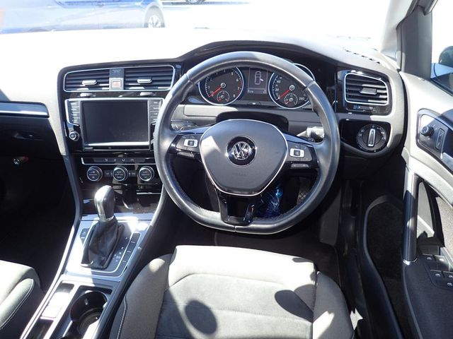 Image for 2014 Volkswagen Golf 1.4 Highline