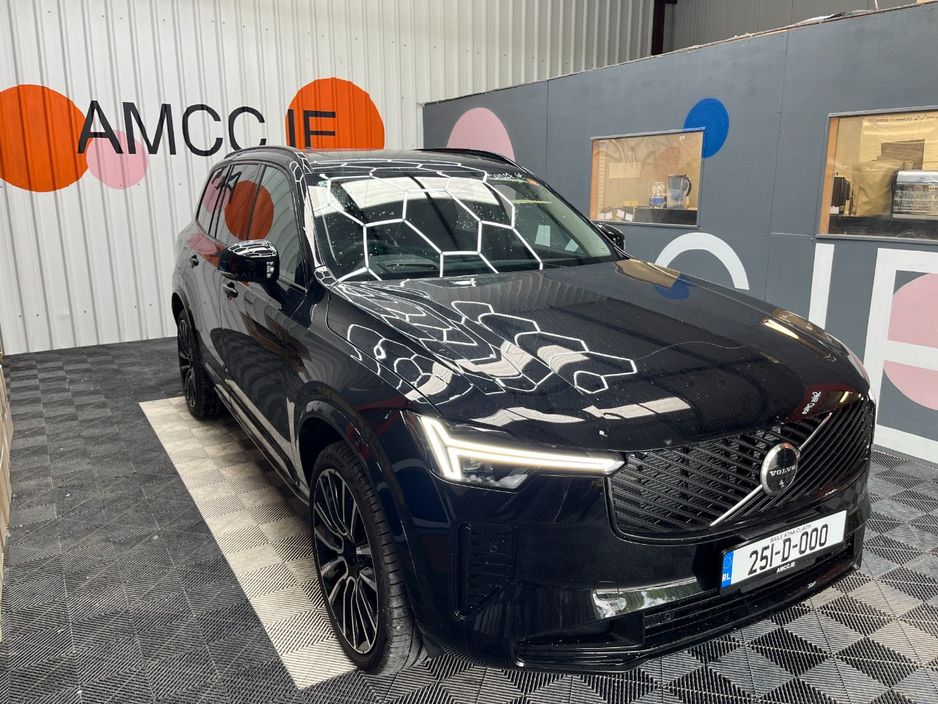 Image for 2025 Volvo XC90 2025 VOLVO XC90 ULTRA T8 PLUG-IN 2.0 AUTOMATIC / CRUISE CONTROL / 360 CAMERA / ELECTRIC MEMORY & HEATED SEATS / PANORAMIC SUNROOF / APPLE CARPLAY / HEATED STEERING WHEEL / 7 SEATS OPTION AND MORE
